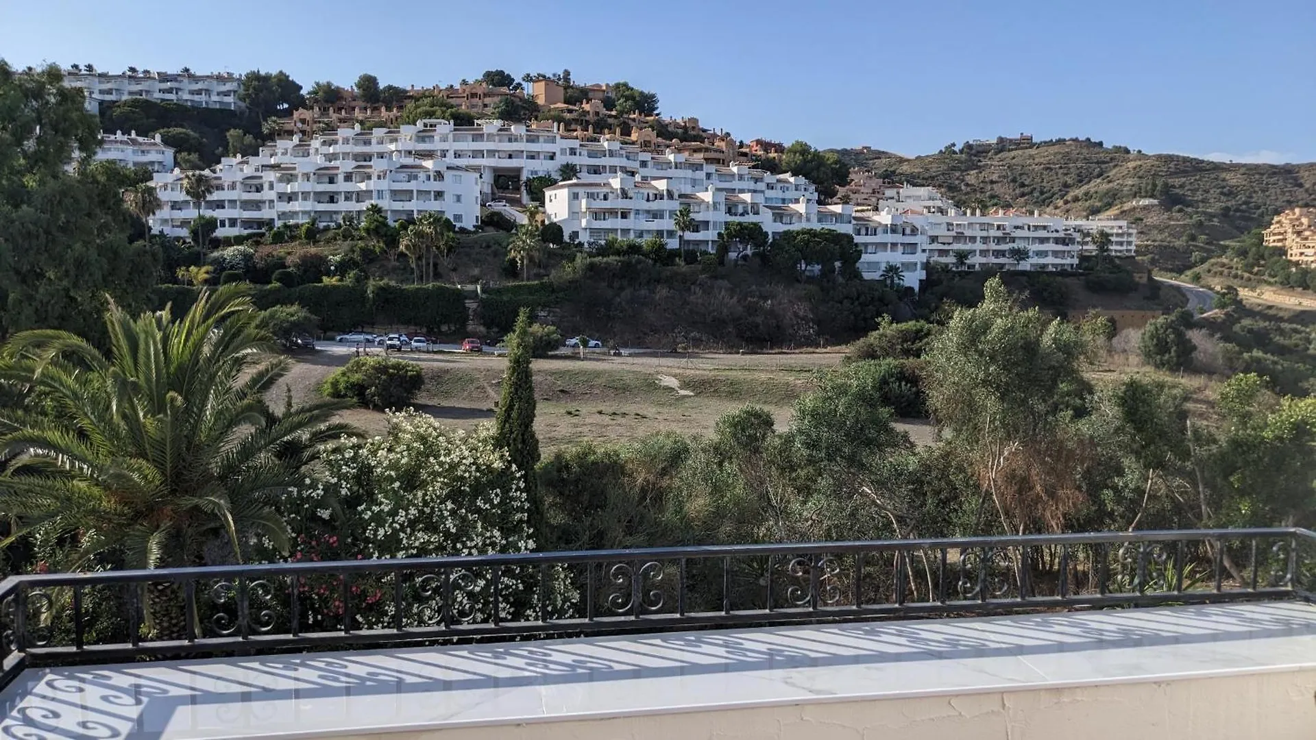 Luxury Duplex Penthouse 2 Living Rooms 3 Double Bedroom 4 Beds 4 Terraces Outstanding Sea & Mountain Views Sitio de Calahonda 스페인