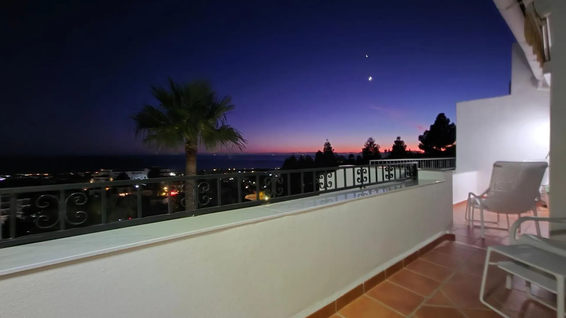 Luxury Duplex Penthouse 2 Living Rooms 3 Double Bedroom 4 Beds 4 Terraces Outstanding Sea & Mountain Views Sitio de Calahonda 0*,  스페인