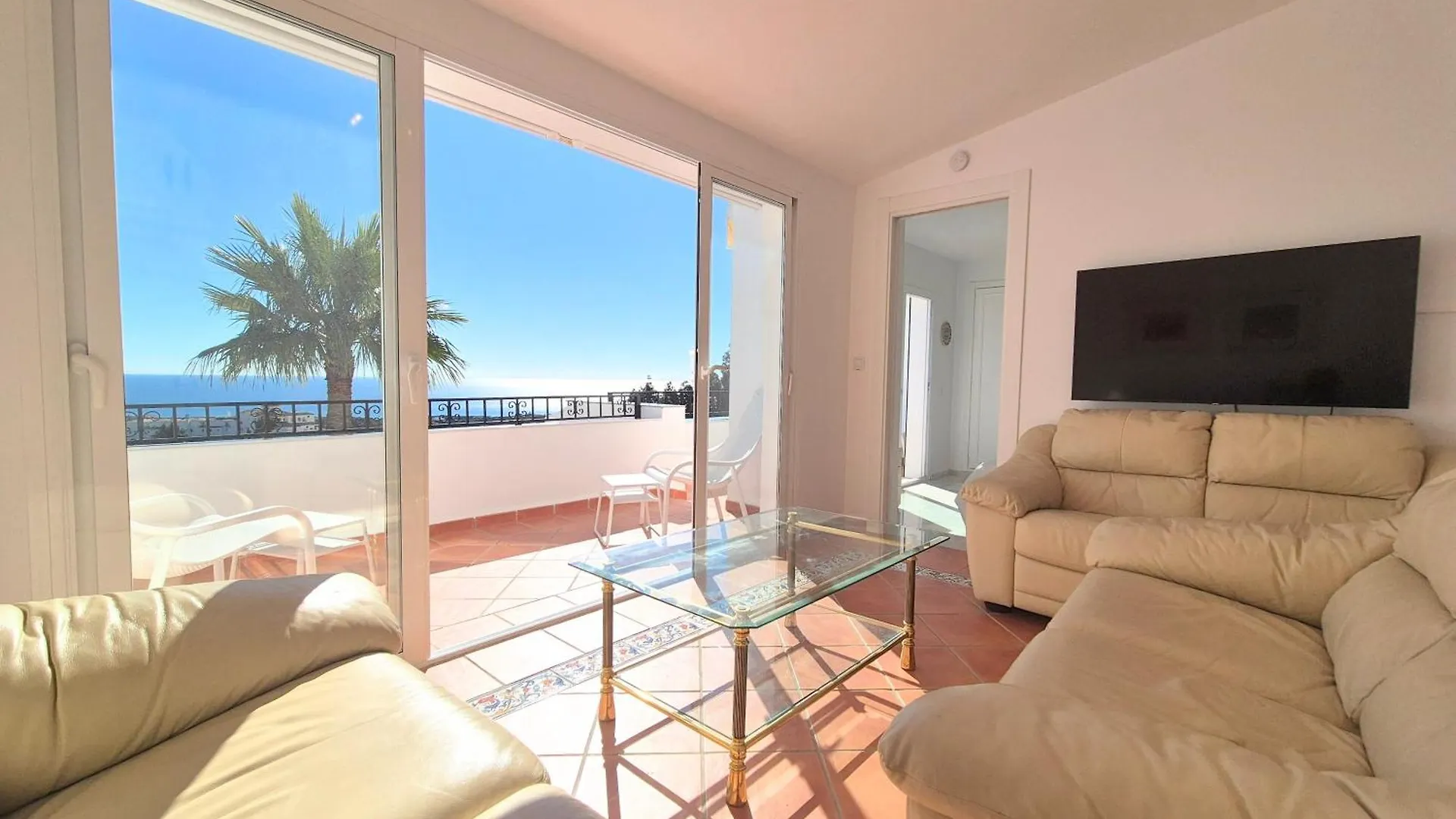 Luxury Duplex Penthouse 2 Living Rooms 3 Double Bedroom 4 Beds 4 Terraces Outstanding Sea & Mountain Views Sitio de Calahonda 스페인